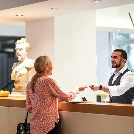 Отель Boutique Atrium