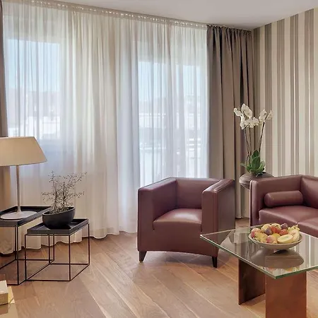 Boutique Atrium 4* Мюнхен