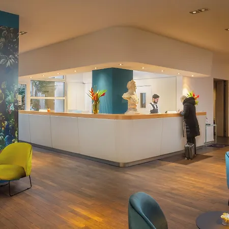 Boutique Atrium 4*