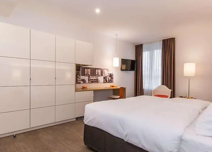Boutique Atrium 4*