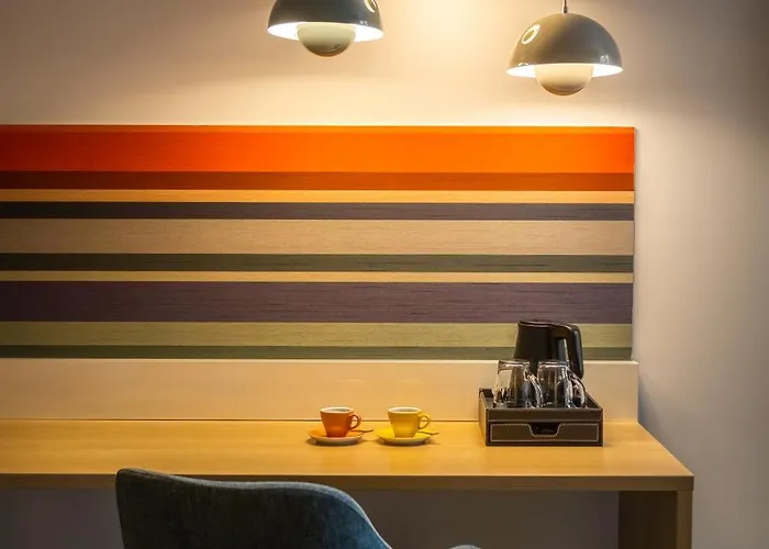 Boutique Atrium Hotell 4*