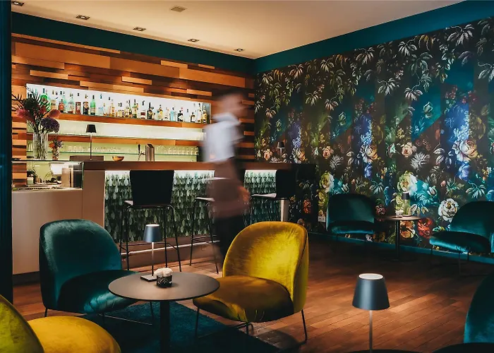 Boutique Atrium 4*