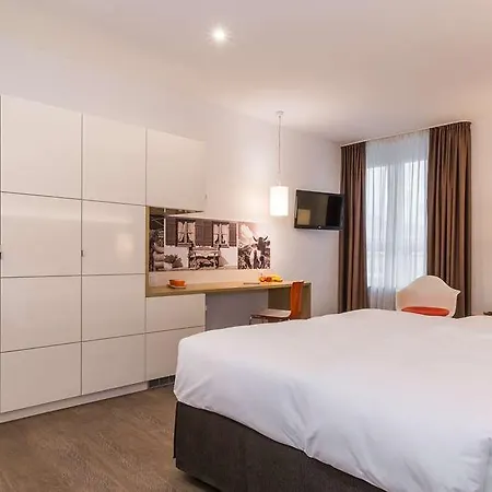 Boutique Atrium 4*